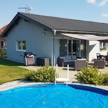 Apartman Ela Skalna Exterior photo